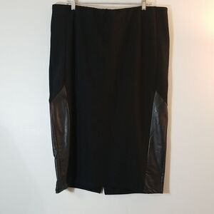 Women's Skirt With Faux Leather Detailc1